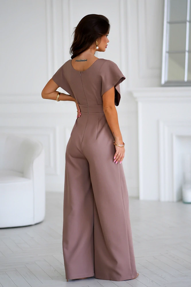 Dámský elegantní overal s širokými nohavicemi a kapsami 289-22 nude cappuccino S / M (Skladem: M)